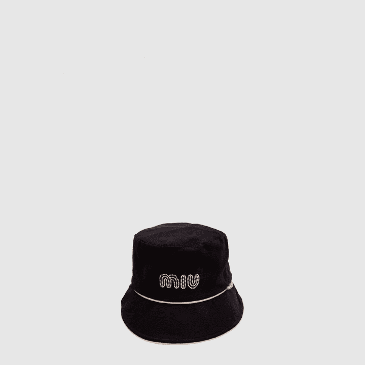 미우미우 블랙 벙거지